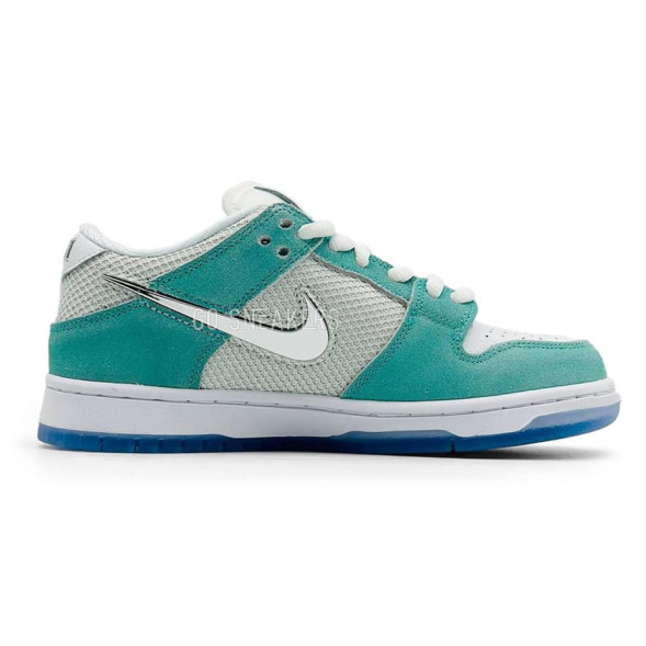 Женские кроссовки Nike SB Dunk Low April Skateboards